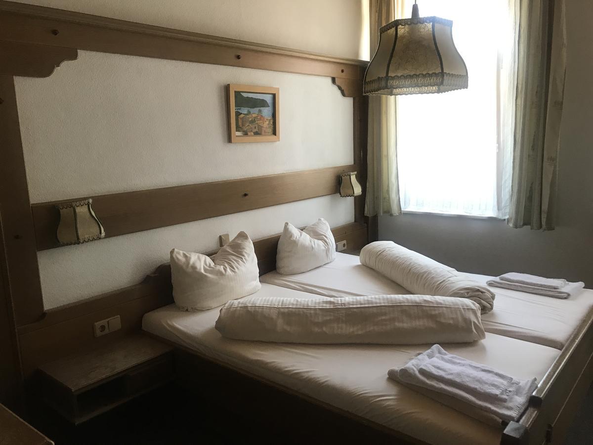 Zum Ochsen Hotel Stadtbergen Ngoại thất bức ảnh